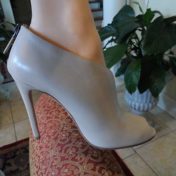 Prada Nude Lamb Leather Peep Toe Ankle Boots Size 37B - Picture 3 of 16